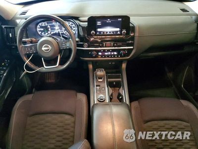 Zdjęcie 8 z 13 samochodu: 2022 NISSAN PATHFINDER SV VIN:5N1DR3BC2NC230611 - miniatura