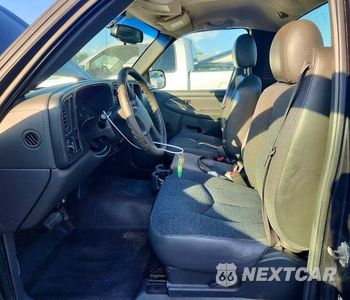 Zdjęcie 7 z 12 samochodu: 2004 CHEVROLET SILVERADO C1500 VIN:1GCEC14X74Z228525 - miniatura