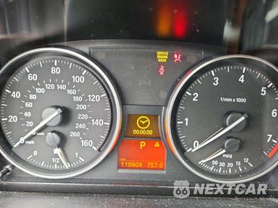 Zdjęcie 9 z 12 samochodu: 2011 BMW 328 XI SULEV VIN:WBAPK5C51BA656778 - miniatura