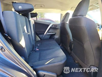 Zdjęcie 11 z 13 samochodu: 2017 TOYOTA RAV4 LE VIN:JTMBFREV2HJ114751 - miniatura