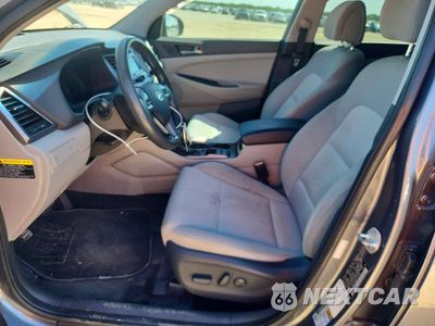 Zdjęcie 7 z 12 samochodu: 2017 HYUNDAI TUCSON SE VIN:KM8J33A4XHU252661 - miniatura