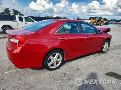 Trzecie zdjęcie samochodu z tyłu: 2014 TOYOTA CAMRY SE VIN:4T1BF1FK2EU811204 - miniatura