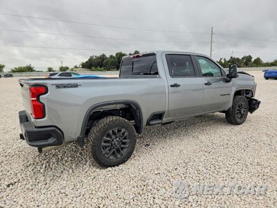 Trzecie zdjęcie samochodu z tyłu: 2026 CHEVROLET SILVERADO K2500 HEAVY DUTY LT VIN:2GC4KNEYXT1203445 - miniatura