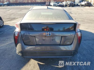 Zdjęcie 6 z 12 samochodu: 2016 TOYOTA PRIUS TWO ECO VIN:JTDKARFU5G3025196 - miniatura