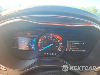 Zdjęcie 9 z 13 samochodu: 2019 FORD FUSION SE VIN:3FA6P0LU3KR187411 - miniatura