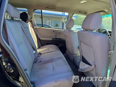 Zdjęcie 11 z 13 samochodu: 2005 TOYOTA HIGHLANDER BASE VIN:JTEGD21A050127436 - miniatura