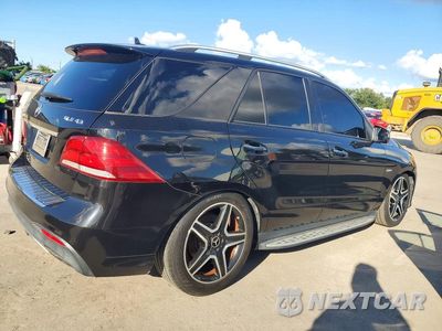 Trzecie zdjęcie samochodu z tyłu: 2017 MERCEDES-BENZ GLE 43 AMG VIN:4JGDA6EB3HA906494 - miniatura