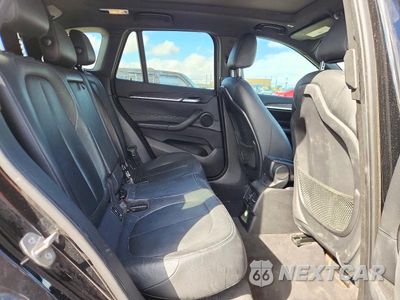 Zdjęcie 10 z 12 samochodu: 2016 BMW X1 XDRIVE28I VIN:WBXHT3C34G5E54806 - miniatura