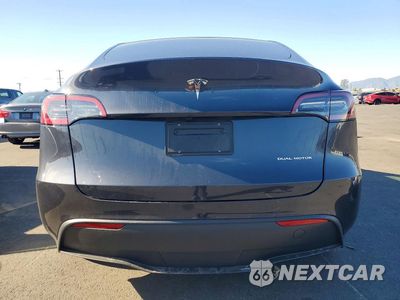 Zdjęcie 6 z 13 samochodu: 2024 TESLA MODEL Y VIN:7SAYGDEE1RF070960 - miniatura