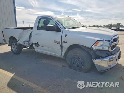 Czwarte zdjęcie samochodu z boku: 2019 RAM 1500 CLASSIC SLT VIN:3C6JR7ETXKG522730 - miniatura