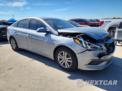 Czwarte zdjęcie samochodu z boku: 2016 HYUNDAI SONATA SE VIN:5NPE24AF9GH396548 - miniatura