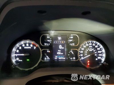 Zdjęcie 9 z 12 samochodu: 2018 TOYOTA TUNDRA SR5 VIN:5TFUY5F19JX760492 - miniatura