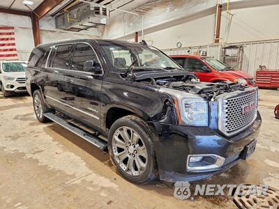 Czwarte zdjęcie samochodu z boku: 2016 GMC YUKON XL DENALI VIN:1GKS2HKJ8GR215658 - miniatura