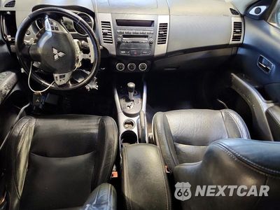 Zdjęcie 8 z 13 samochodu: 2008 MITSUBISHI OUTLANDER XLS VIN:JA4MS41X38Z003118 - miniatura