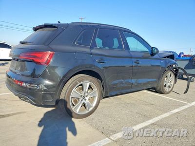 Trzecie zdjęcie samochodu z tyłu: 2025 AUDI Q5 PREMIUM 45 VIN:WA1GAAFY4S2043370 - miniatura