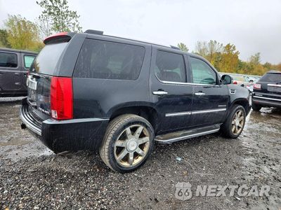 Trzecie zdjęcie samochodu z tyłu: 2011 CADILLAC ESCALADE LUXURY VIN:1GYS4BEF8BR389971 - miniatura