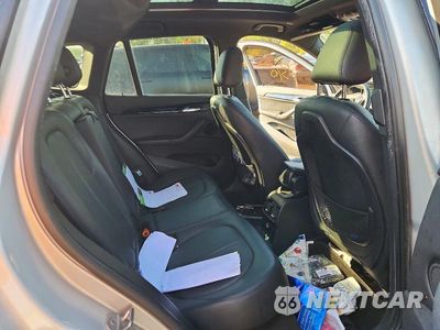 Zdjęcie 11 z 13 samochodu: 2016 BMW X1 XDRIVE28I VIN:WBXHT3Z3XG4A51541 - miniatura