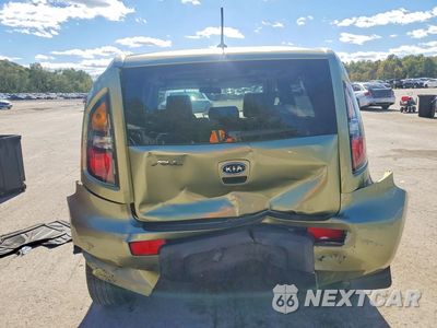 Zdjęcie 6 z 13 samochodu: 2010 KIA SOUL + VIN:KNDJT2A28A7098257 - miniatura