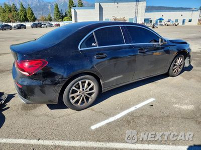 Trzecie zdjęcie samochodu z tyłu: 2019 MERCEDES-BENZ A 220 VIN:WDD3G4EB7KW016194 - miniatura