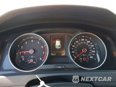 Zdjęcie 9 z 12 samochodu: 2015 VOLKSWAGEN GTI VIN:3VW5T7AU2FM095557 - miniatura