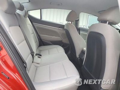 Zdjęcie 10 z 12 samochodu: 2018 HYUNDAI ELANTRA SEL VIN:5NPD84LF6JH254950 - miniatura