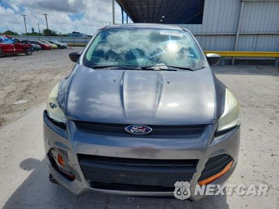 Piąte zdjęcie samochodu w środku: 2014 FORD ESCAPE S VIN:1FMCU0F70EUC44460 - miniatura