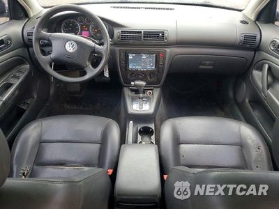 Zdjęcie 8 z 12 samochodu: 2005 VOLKSWAGEN PASSAT GLS 4MOTION VIN:WVWBD63B55E009607 - miniatura