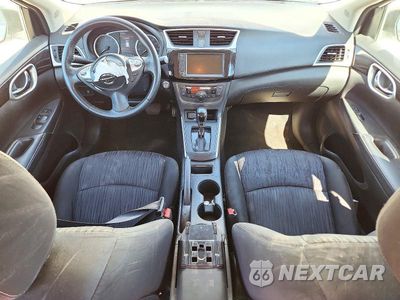 Zdjęcie 8 z 13 samochodu: 2019 NISSAN SENTRA SV VIN:3N1AB7AP3KY258706 - miniatura