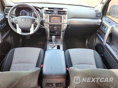 Zdjęcie 8 z 14 samochodu: 2017 TOYOTA 4RUNNER SR5 VIN:JTEZU5JR7H5157041 - miniatura