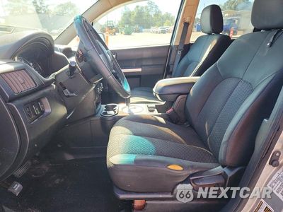 Zdjęcie 7 z 13 samochodu: 2011 MITSUBISHI ENDEAVOR LS VIN:4A4JN2AS4BE035754 - miniatura