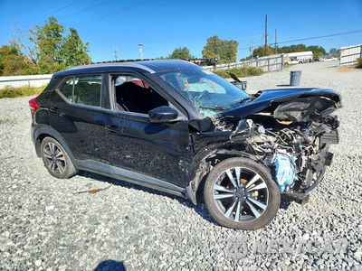 Czwarte zdjęcie samochodu z boku: 2020 NISSAN KICKS SV VIN:3N1CP5CV7LL522521 - miniatura