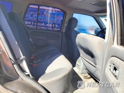 Zdjęcie 11 z 13 samochodu: 2004 NISSAN XTERRA XE VIN:5N1ED28T04C670197 - miniatura