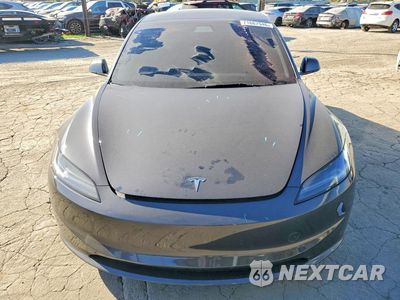 Piąte zdjęcie samochodu w środku: 2024 TESLA MODEL 3 VIN:5YJ3E1EB4RF792652 - miniatura