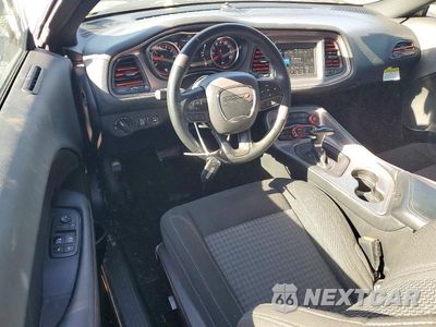 Zdjęcie 8 z 12 samochodu: 2023 DODGE CHALLENGER SXT VIN:2C3CDZAG1PH526441 - miniatura