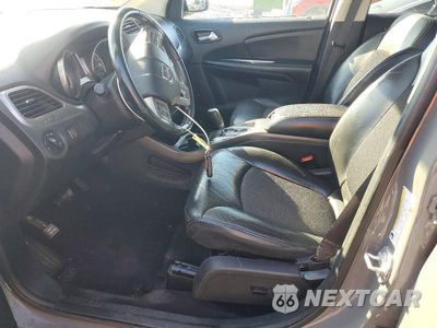 Zdjęcie 7 z 12 samochodu: 2020 DODGE JOURNEY CROSSROAD VIN:3C4PDCGB2LT270205 - miniatura