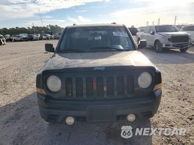 Piąte zdjęcie samochodu w środku: 2013 JEEP PATRIOT SPORT VIN:1C4NJRBB7DD279984 - miniatura