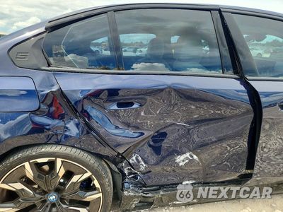 Zdjęcie 10 z 13 samochodu: 2024 BMW I5 EDRIVE 40 VIN:WBY33FK09RCR91309 - miniatura