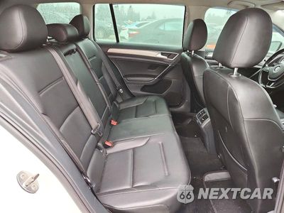 Zdjęcie 10 z 12 samochodu: 2016 VOLKSWAGEN GOLF SPORTWAGEN S VIN:3VWC17AU7GM524030 - miniatura