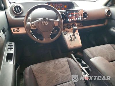 Zdjęcie 8 z 12 samochodu: 2014 SCION XB BASE VIN:JTLZE4FE8EJ054946 - miniatura