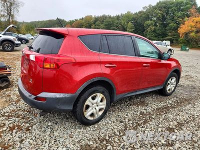Trzecie zdjęcie samochodu z tyłu: 2015 TOYOTA RAV4 LE VIN:2T3BFREV7FW342243 - miniatura
