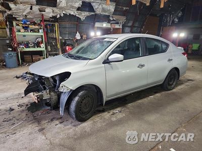 2016 NISSAN VERSA 1.6 SV 3N1CN7AP8GL894252 - główne zdjęcie licytacji z USA - miniatura