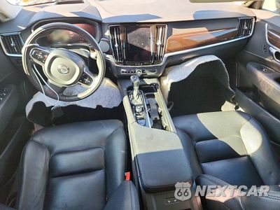 Zdjęcie 8 z 12 samochodu: 2020 VOLVO S90 T6 MOMENTUM VIN:LVYA22MK6LP177047 - miniatura