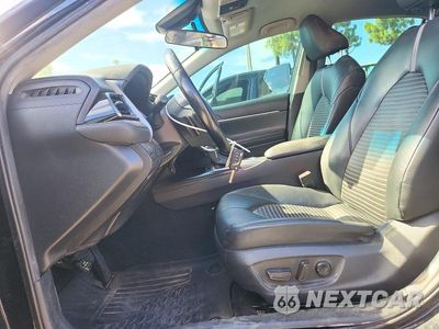 Zdjęcie 7 z 13 samochodu: 2019 TOYOTA CAMRY SE VIN:4T1B11HK1KU790160 - miniatura