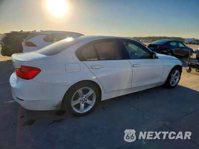 Trzecie zdjęcie samochodu z tyłu: 2015 BMW 320 I VIN:WBA3B1C58FP681123 - miniatura