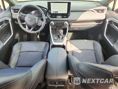 Zdjęcie 8 z 13 samochodu: 2025 TOYOTA RAV4 XSE VIN:4T3E6RFVXSU186916 - miniatura