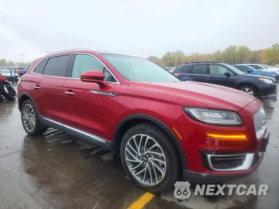 Czwarte zdjęcie samochodu z boku: 2019 LINCOLN NAUTILUS RESERVE VIN:2LMPJ8LP4KBL31183 - miniatura