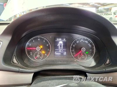 Zdjęcie 9 z 12 samochodu: 2015 VOLKSWAGEN PASSAT SE VIN:1VWBT7A31FC106558 - miniatura