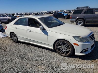 Czwarte zdjęcie samochodu z boku: 2010 MERCEDES-BENZ E 350 VIN:WDDHF5GB5AA071783 - miniatura