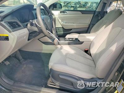 Zdjęcie 7 z 12 samochodu: 2016 HYUNDAI SONATA HYBRID SE VIN:KMHE24L14GA013166 - miniatura
