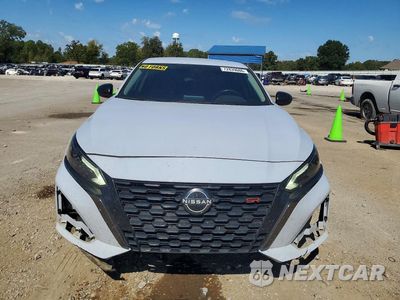 Piąte zdjęcie samochodu w środku: 2023 NISSAN ALTIMA SR VIN:1N4BL4CV8PN426083 - miniatura